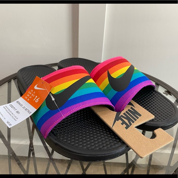 nike benassi jdi betrue